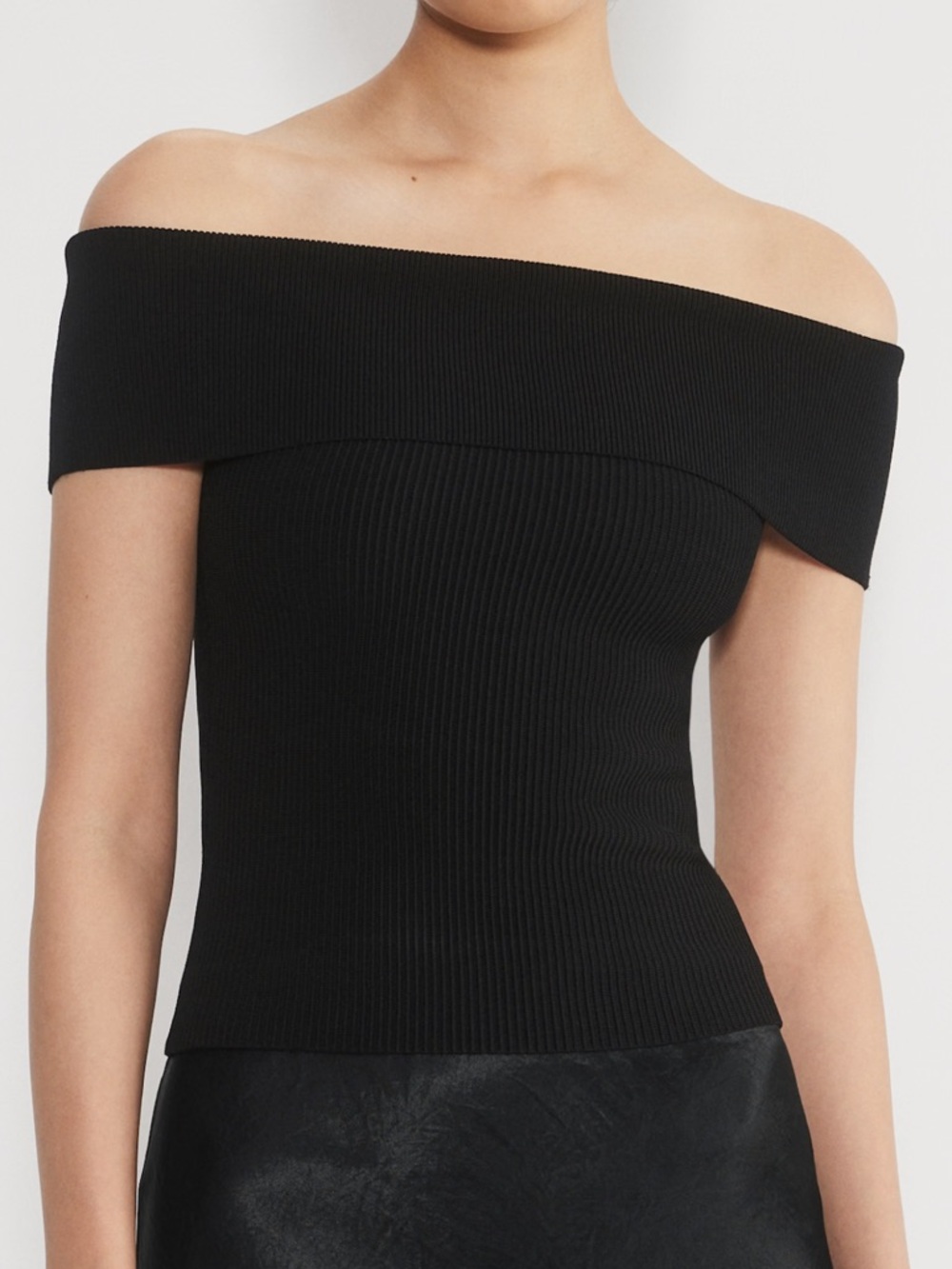 NWT Aritzia Off Shoulder Top